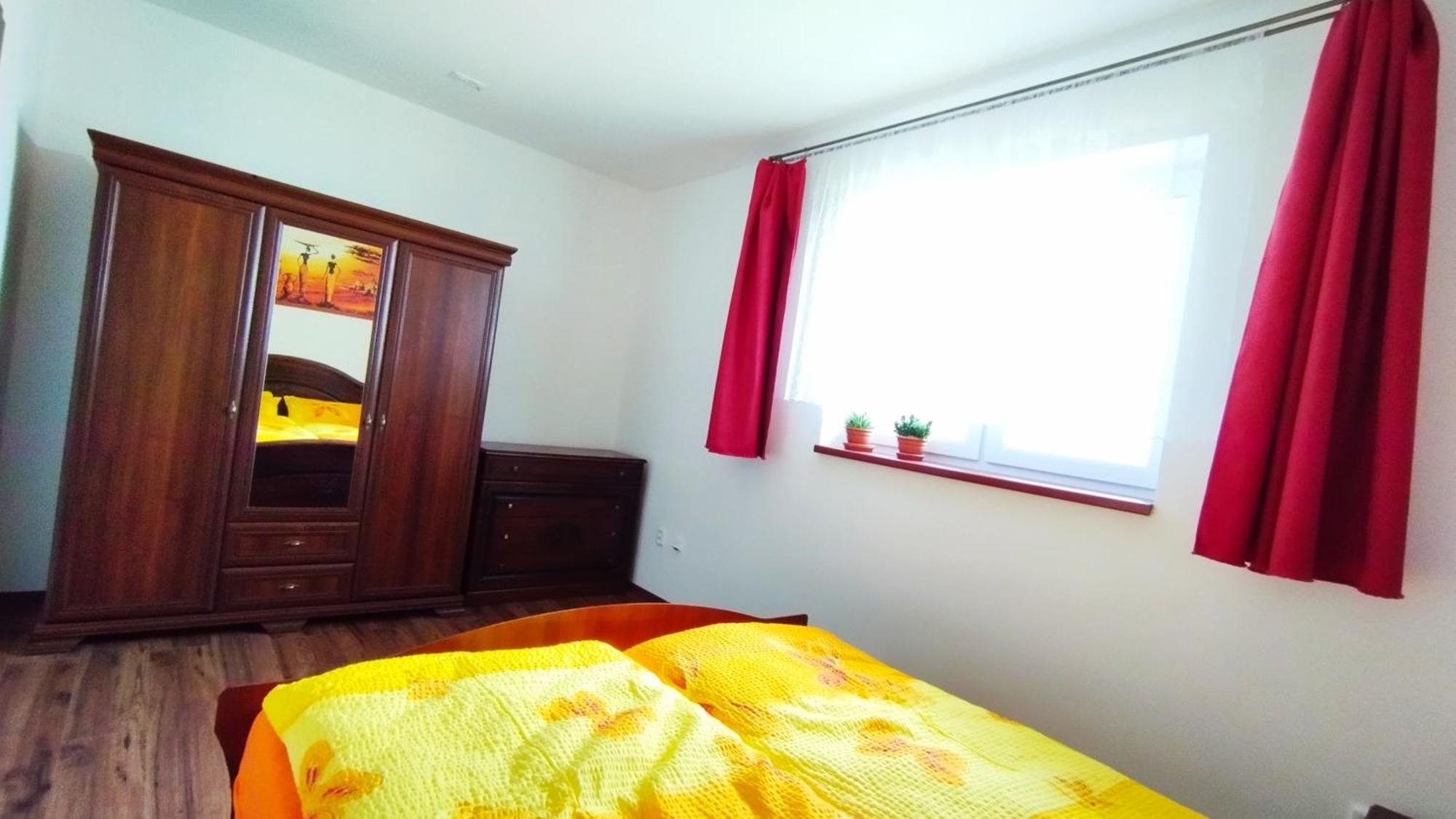 Apartman Scheyer Frýdek-Místek Exteriör bild